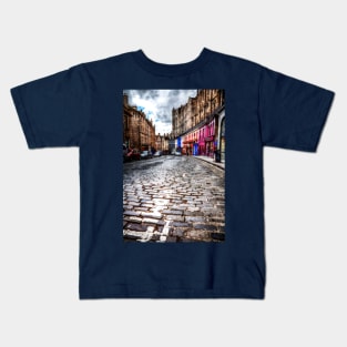 Grassmarket, Edinburgh, Scotland Kids T-Shirt